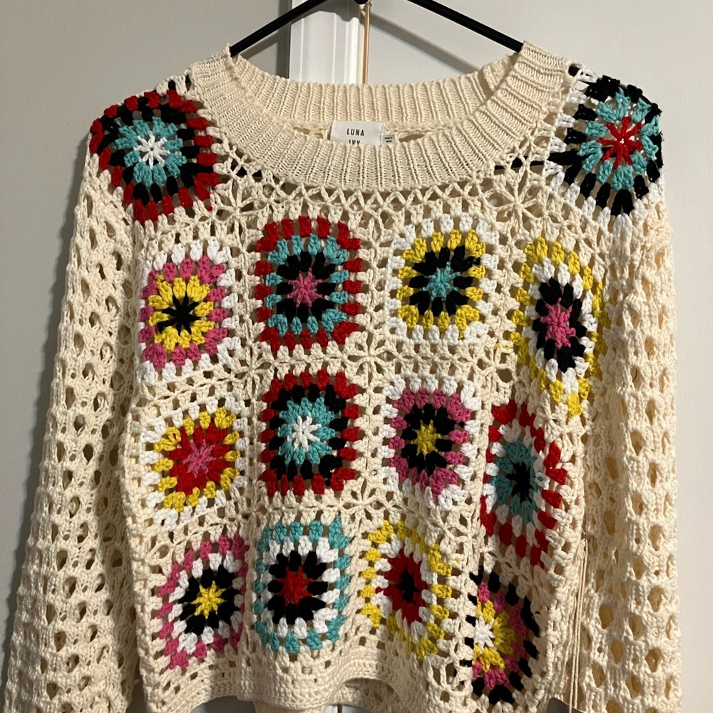 Luna Ivy NWT Colorful Crochet Pattern Sweater S